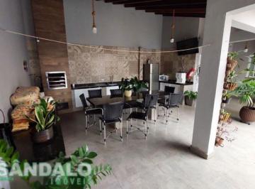 Casa · 194m² · 4 Quartos · 3 Vagas · VENDA | Casa, com 4 dormitórios em CONJUNTO HABITACIONAL KARINA, MARINGA