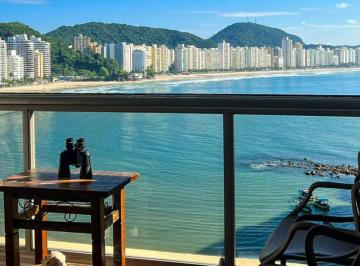 Apartamento · 128m² · 3 Quartos · 2 Vagas · Apartamento frente ao mar a venda na praia das Asturias em Guarujá.