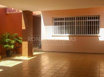 Casa · 186m² · 4 Quartos · 4 Vagas · Casa a Venda no Bairro de Interlagos com 4 Dormitórios e 4 Vagas de Garagem
