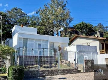 Casa · 153m² · 3 Quartos · 2 Vagas · Casa à venda no bairro Comerciário - Criciúma/SC
