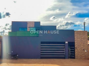 Casa · 200m² · 4 Quartos · 2 Vagas · Casa Terraço - 5 Quartos