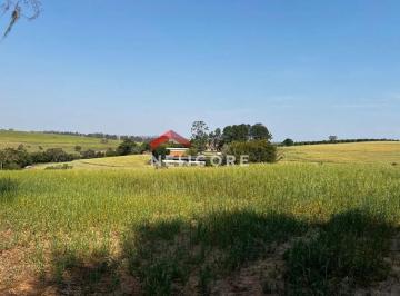 Rural · 500m² · 3 Quartos · 1 Vaga · Sítio em    - Rodovia Castelo Branco - Bofete/SP