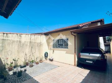 Casa · 180m² · 2 Quartos · 2 Vagas · 
                                Casa em Peruíbe
                            