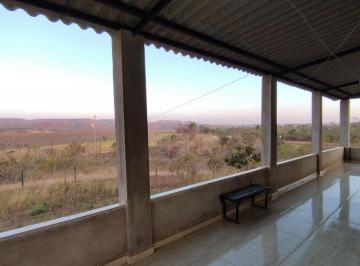 Rural de 2 quartos, Brasília · Chácara com Casa de 2 Quartos, Suíte, Vista Linda das Montanhas. Altiplano Leste