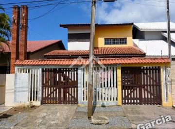 Casa · 312m² · 4 Quartos · 3 Vagas ·
Casa em Peruíbe no bairro Mar e Sol