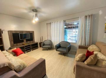 Casa · 180m² · 3 Quartos · 2 Vagas · SOBRADO MOBILIADO - CENTRO DE BALNEÁRIO CAMBORIÚ