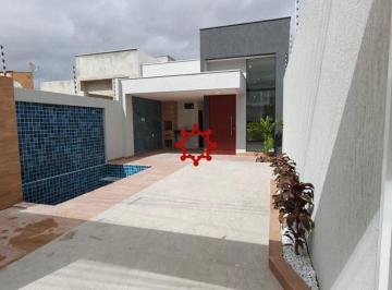 Casa de 3 quartos, Caruaru · Casa à venda com piscina, 3 quartos e 195 m² no bairro Luiz Gonzaga - Caruaru/PE