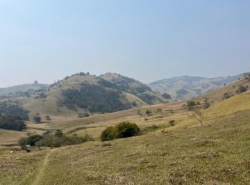 Rural , Gonçalves · VISTA 360 GRAUS PARA AS MONTANHAS, RUA EXCLUSIVA E ÁGUA EM ABUNDÂNCIA