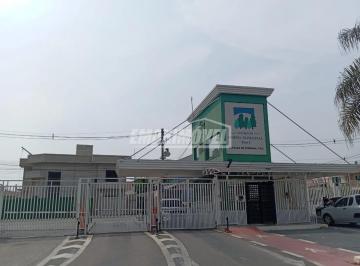 Casa · 88m² · 3 Quartos · 2 Vagas · Casa térrea com 3 quartos sendo 1 suíte no Condomínio Horto Florestal