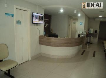 f544d19c95b41e54d0e15ab748db21c7cfed803b · Excelente sala comercial onde no térreo funciona a um CENTRO ODONTOLOGICO, prédio totalmente climati