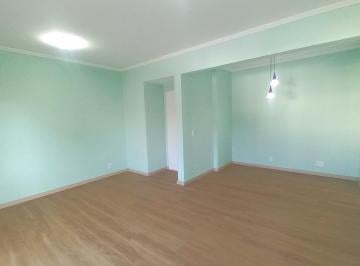 Apartamento de 3 quartos, Itajubá · APARTAMENTO com 3 quartos no Ed. Sta Terezinha, na Varginha, próximo ao Centro
