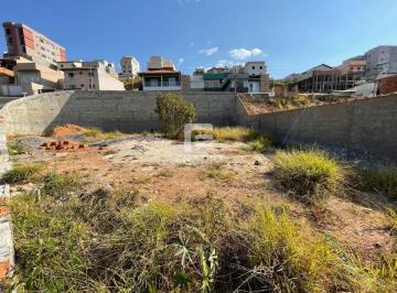 Terreno · 406m² · Lote/Terreno