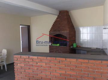 Casa · 260m² · 4 Quartos · 2 Vagas · Sobrado com 2 Casas 4 Quartos Salão com Churrasqueira a Venda