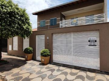 Casa · 255m² · 3 Quartos · 4 Vagas · O Foco é viver bem - Conheça o imóvel vai se surpreender !