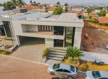 Casa de 4 quartos, Brasília · Casa de altíssimo padrão em condomínio fechado em Arniqueiras