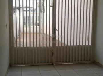 Casa · 165m² · 3 Quartos · 3 Vagas · Caparroz - Casa com 3 ou 2 dormitórios, dependendo da utilização - Perto do Laranjão da Danilo Galea