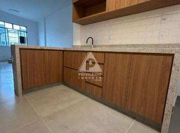 Apartamento de 3 quartos, Rio de Janeiro · Apartamento à venda no Flamengo com 3 quartos, 1 suíte reformado