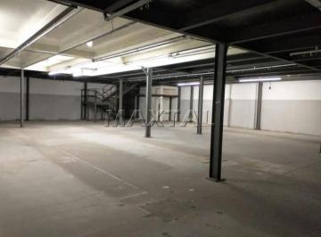Comercial · 1000m² · 8 Vagas · Galpão comercial à Venda de 1000 m². Com 2 banheiros e 8 vagas. No Bairro do LImão.
