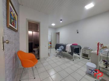 Casa · 250m² · 2 Quartos · 1 Vaga · Casa em Araés, Cuiabá/MT