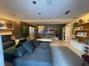 Apartamento · 211m² · 3 Quartos · Apartamento à venda - em Itacorubi