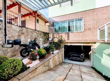 1208e05af74acff62dcde1e27b8354a0694a5bcb · Casa no Tucuruvi com 3 quartos e 3 vagas de garagem