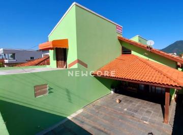 Casa · 272m² · 4 Quartos · 4 Vagas · Sobrado em Rua Paraná - Balneário Stella Maris - Peruíbe/SP