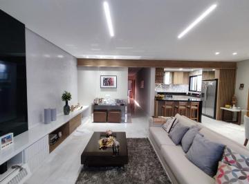 Casa de 2 quartos, São Paulo · a 2 km do metro tucuruvi no jd franca assobradda de 3 dts sendo 1 ste 4 vagas 