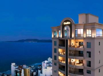 Apartamento de 4 quartos, Itapema · Apartamento na Meia Praia - Edifício Maison Lafayette