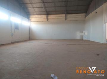Comercial · 600m² · Barracão para Locação no Sagrada Família