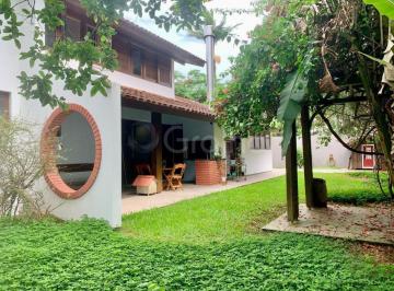 1 · Casa residencial de 6 dormitórios no bairro Trindade