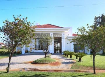 33886819_g.jpg ·
Casa em Condomínio, 4 dormitórios em Condominio Green Village, Xang