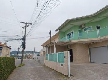 Casa · 220m² · 3 Quartos · 3 Vagas · Casa a venda de 03 Dormitórios sendo 01 Suíte mobiliada a venda na Fazenda Santo Antônio-São José-SC