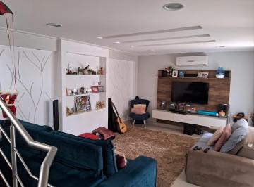 Casa de 4 quartos, Planaltina · PLANALTINA/DF - SETOR TRADICIONAL- 4 QUARTOS SENDO 3 SUÍTES- ESTÚDIO DE MÚSICA -ESCRITURADA