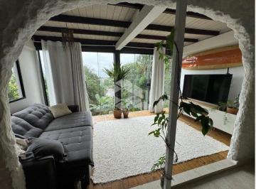 642969_iT6jWXB4PgB55_64296966e2f6a29bcb1.jpg · Casa  à Venda com Vista para o Mar em Florianópolis!