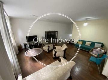 Apartamento · 157m² · 3 Quartos · 1 Vaga · Apartamento com 157 m², 2 andares, 3 Dormitórios, sendo 1 Suíte na Quadra da Pra