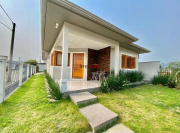 Casa · 136m² · 3 Quartos · 2 Vagas · Casa à venda em Igrejinha com varanda e espaço gourmet - IGREJINHA