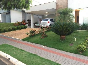 Casa · 152m² · 3 Quartos · 4 Vagas · Casa 3 quartos - Esperança