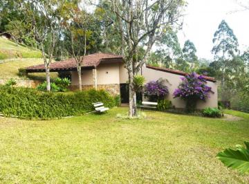 Casa · 403m² · 4 Quartos · 4 Vagas · Casa de alto padrão com 4 quartos em setor sossegado e agradável da cidade