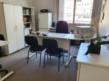 Comercial · 22m² · Sala comercial ampla e bem localizada, pronta para uso