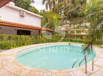 Piscina · Casa com piscina a Venda no Morumbi, 450m², 3 Quartos, sendo uma suíte com banheira, 4 vagas.