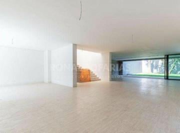 Casa · 849m² · 4 Quartos · 6 Vagas · Casa à Venda em Condomínio Hipíca Max Garden com 4 Suítes 6 Vagas de Garagem