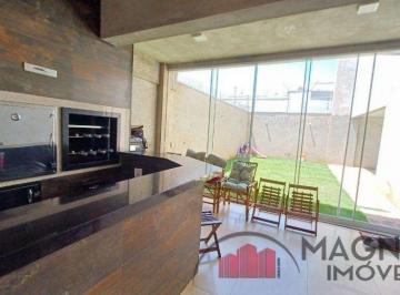 Casa · 278m² · 3 Quartos · 4 Vagas · SOBRADO ESPAÇOSO NO JD. ORIENTAL! Área Gourmet e Quintal amplo
