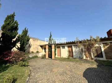 Comercial · 735m² · 11 Quartos · 5 Vagas · Ponto Comercial para aluguel, 11 quartos, 6 suítes, 5 vagas, Alto São Pedro - Taubaté/SP