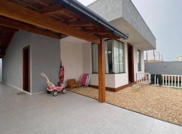 d4a5611007ff2ee2e9a82661d2bf7ea4575d1388 · Casa alto padrão a venda | Centro de Navegantes