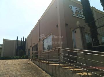 Comercial · 2000m² · Salão Comercial com camarim- palco elevador com 800 metros de construção