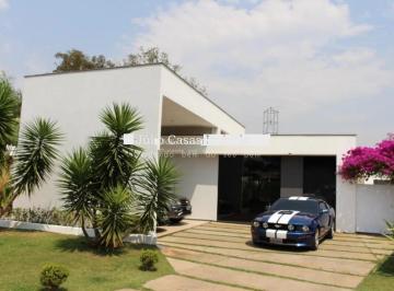 Casa · 1800m² · 3 Quartos · 12 Vagas · Casa de Alto Padrão à Venda em Condomínio Exclusivo