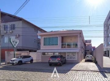 Casa · 800m² · 4 Quartos · 8 Vagas · Clínica de Fisioterapia em Funcionamento com Residência no andar Superior - Oportunidade Única!