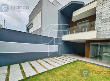 Foto 01 · Casa à venda em Guarapari-ES, Jardim Boa Vista: 3 quartos, 1 suíte, 1 sala, 4 banheiros, 2 vagas, 14