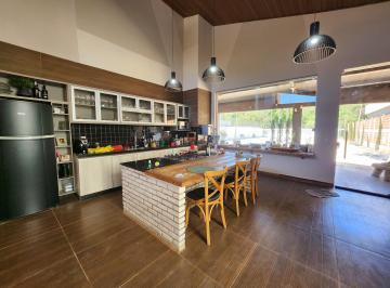 Casa de 3 quartos, Vicente Pires · CASA DE 03 SUÍTES, LOTE DE 900M2, CONDOMINIO FECHADO, QUADRA DE TÊNIS