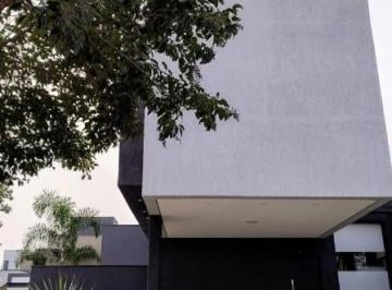 Foto 01 · Casa em Condomínio de Luxo em Sorocaba-SP  4 Quartos, 1 Suíte, 2 Salas, 4 Banheiros, 6 Vagas de Gara